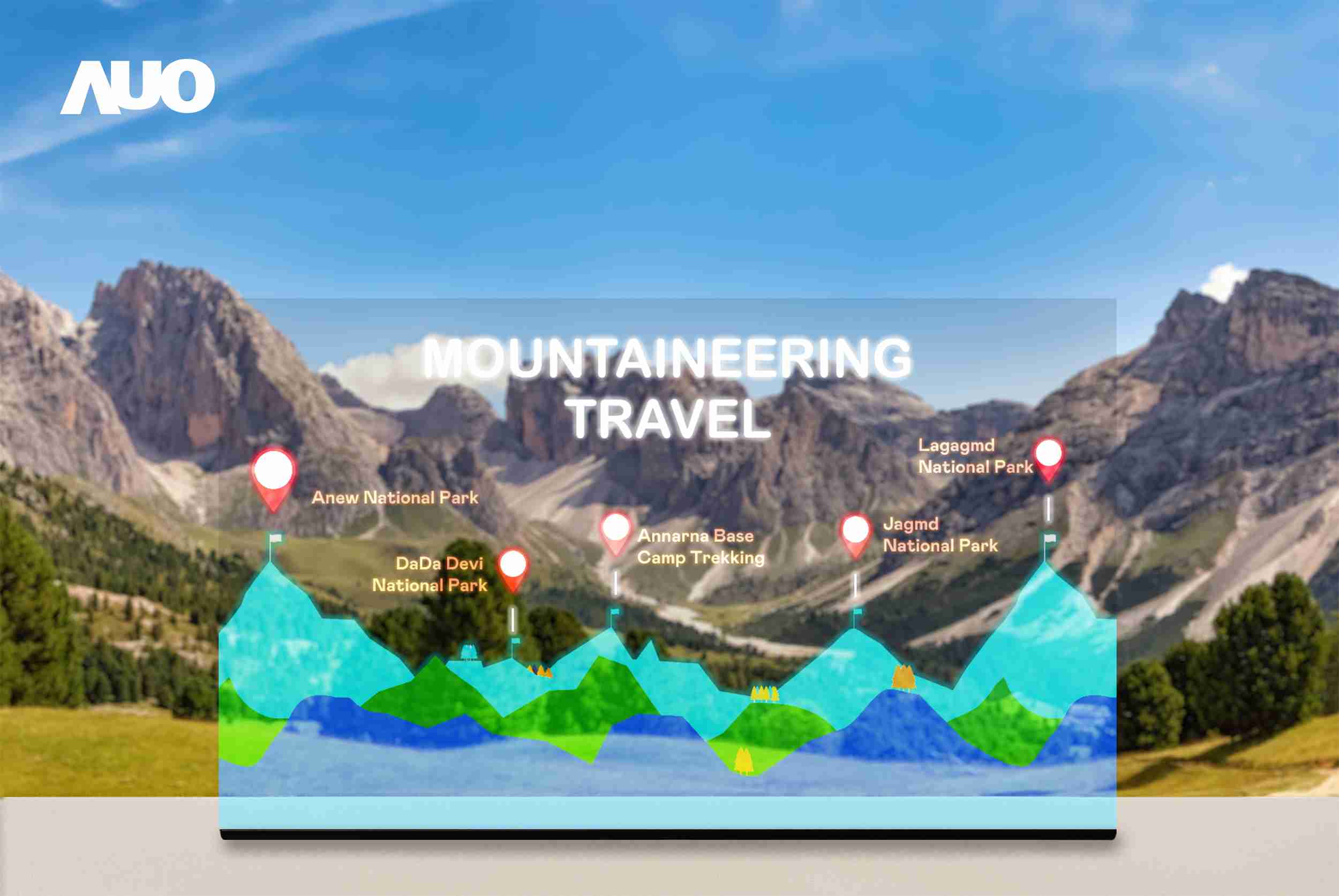 2121非凡展示全球单片尺寸最大(*)42吋透明Micro LED显示器拼接而成的〝64吋透明Micro LED显示器〞，，，具备高透明度、、、、1,000 nits高亮度、、广色域、、、、采用三边无边框的无缝拼接等多重特色，，，，呈现超高清、、、细腻画质而不遮挡后方视觉，，满足层峰需求，，，，可广泛运用于零售、、、、艺术展览或商业空间等场域